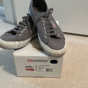 Superga Women’s Classic Gray Canvas Sneakers